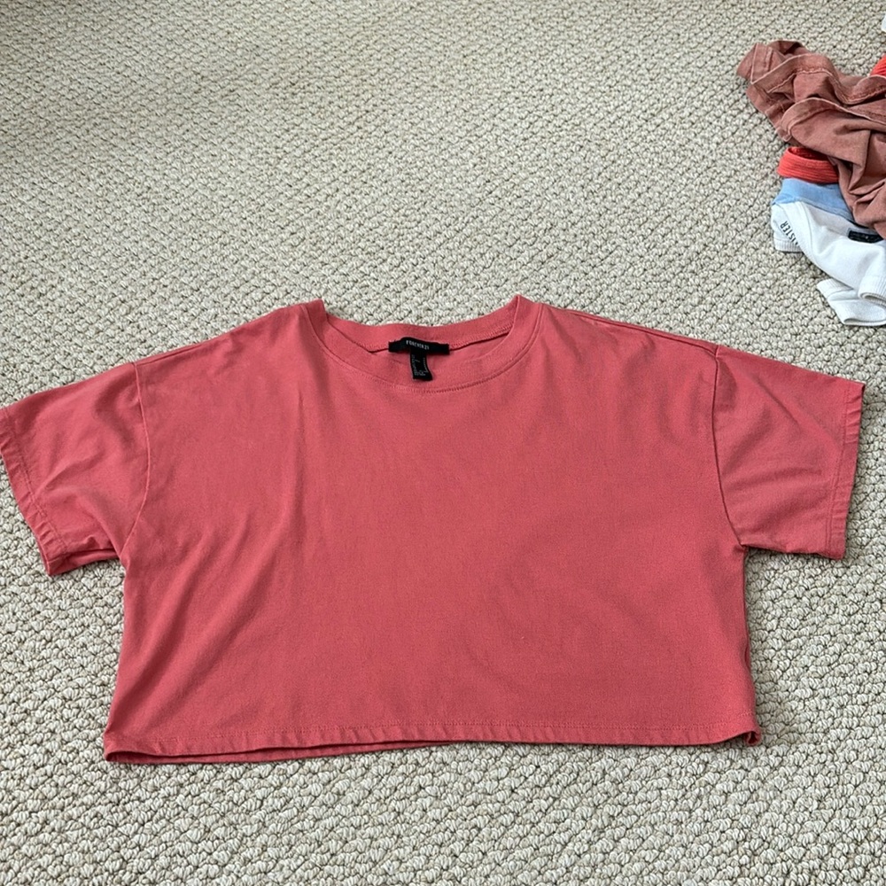 Forever21 boxy crop top